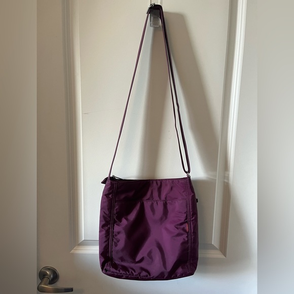 Hedgren Travel Purse - Picture 4 of 5